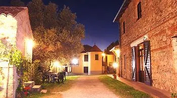 Agriturismo Due Torri Lantställe