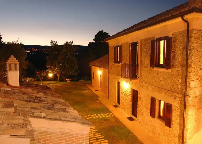 Hétvégi ház Agriturismo Due Torri *